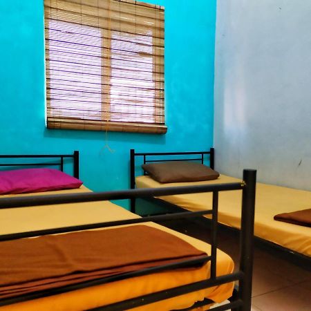 Rumah Teman Backpacker Semarang Zewnętrze zdjęcie