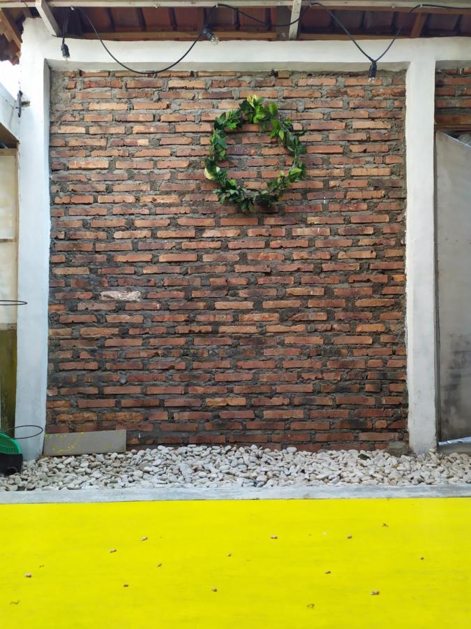 Rumah Teman Backpacker Semarang Zewnętrze zdjęcie