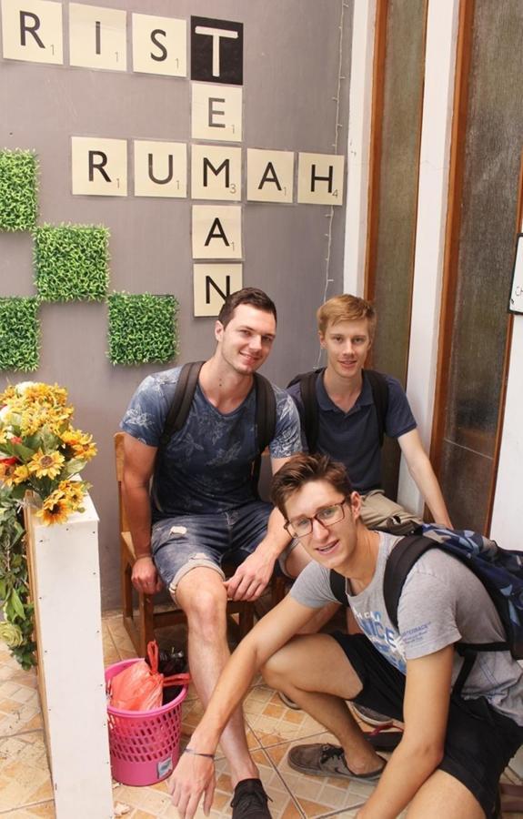 Rumah Teman Backpacker Semarang Zewnętrze zdjęcie